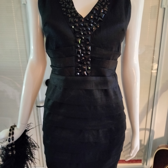 Daisy evening dress. W L - Picture 3 of 10